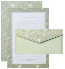 Writing Paper & Envelope Sets consist of : 6 x A5 Double sided printed writing paper 3 x C6 Envelopes Each Mint Floral