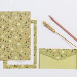 Writing Paper & Envelope Sets consist of : 6 x A5 Double sided printed writing paper 3 x C6 Envelopes Each Sunny Gardens