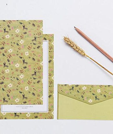 Writing Paper & Envelope Sets consist of : 6 x A5 Double sided printed writing paper 3 x C6 Envelopes Each Sunny Gardens